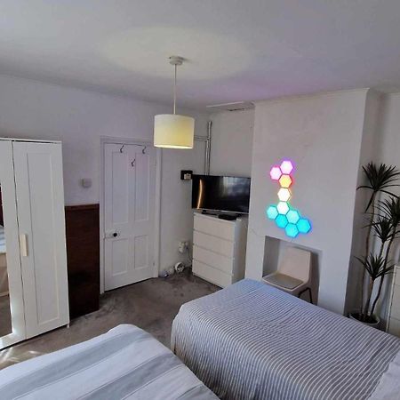 Converted Bungalow In Bexley London Kültér fotó