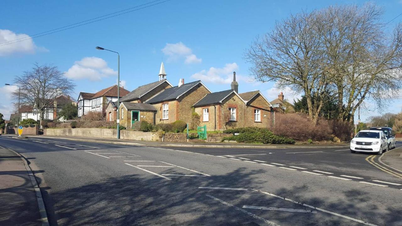 Converted Bungalow In Bexley London Kültér fotó